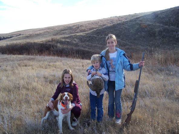 cousins Hanna, Warngler and daughter Sari